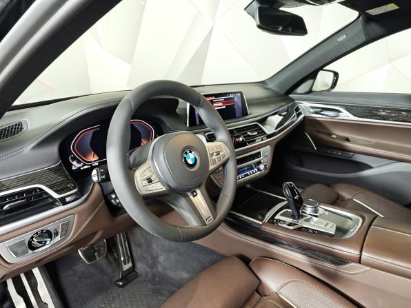 BMW 7 серии VI (G11/G12) Рестайлинг с пробегом 2020 года, цена 6 350 000 рублей, 95900 км, седан, Автокод Объявления