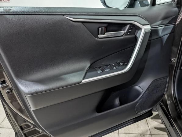 Toyota RAV4 V (XA50) с пробегом 2020 года, цена 3 250 000 рублей, 63287 км, внедорожник, Автокод Объявления