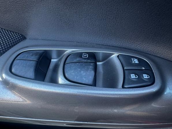 Nissan Juke I с пробегом 2013 года, цена 899 900 рублей, 174199 км, внедорожник, Автокод Объявления