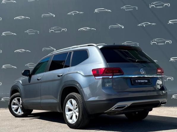 Volkswagen Teramont I с пробегом 2018 года, цена 3 398 700 рублей, 114613 км, внедорожник, Автокод Объявления
