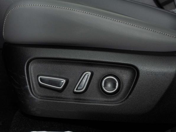 Toyota RAV4 VI (XA60) с пробегом 2025 года, цена 4 280 000 рублей, 105 км, внедорожник, Автокод Объявления