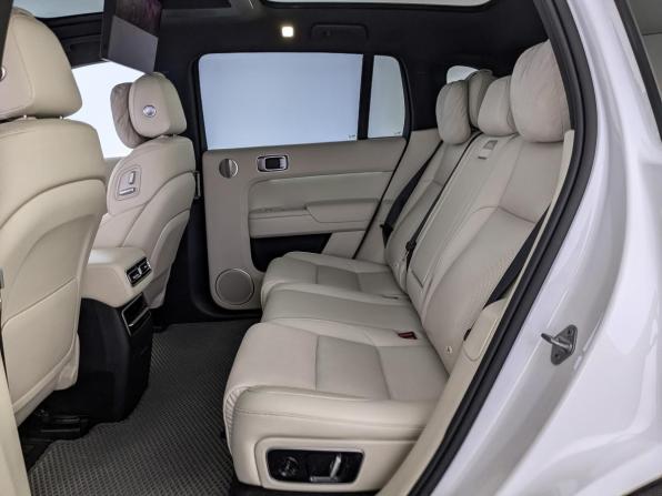Li Auto (Lixiang) L7 I с пробегом 2023 года, цена 5 390 000 рублей, 51201 км, внедорожник, Автокод Объявления