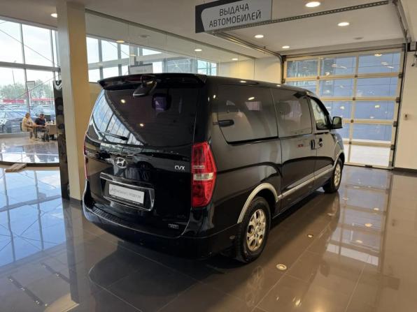 Hyundai Grand Starex I с пробегом 2014 года, цена 1 920 000 рублей, 187494 км, минивэн, Автокод Объявления