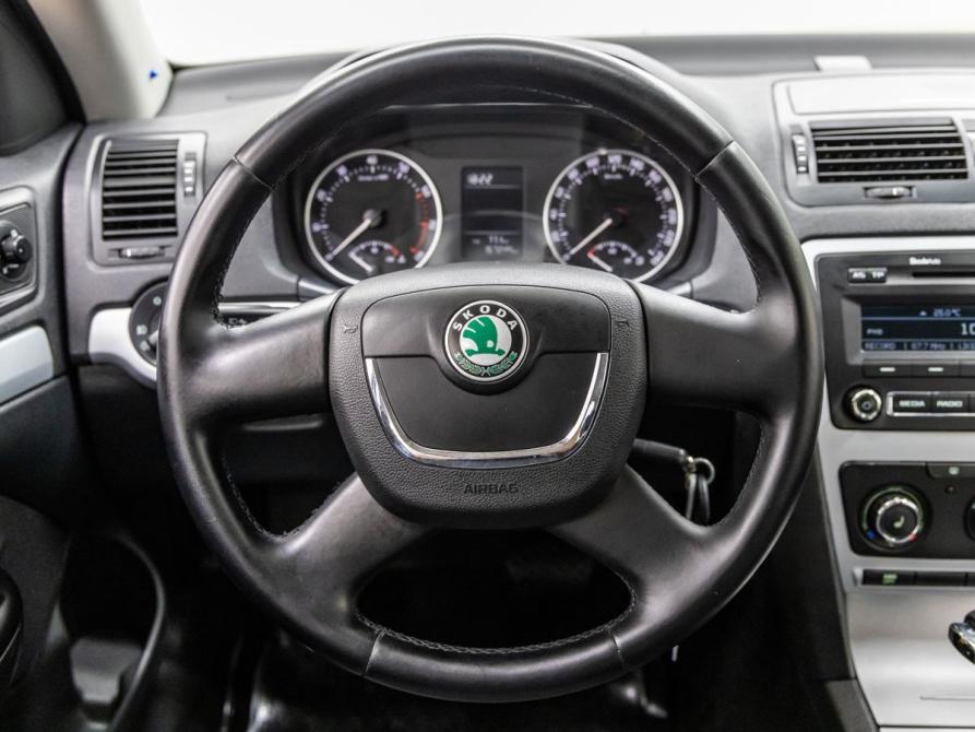 Skoda Octavia II (A5) Рестайлинг Волгоград  - изображение 17