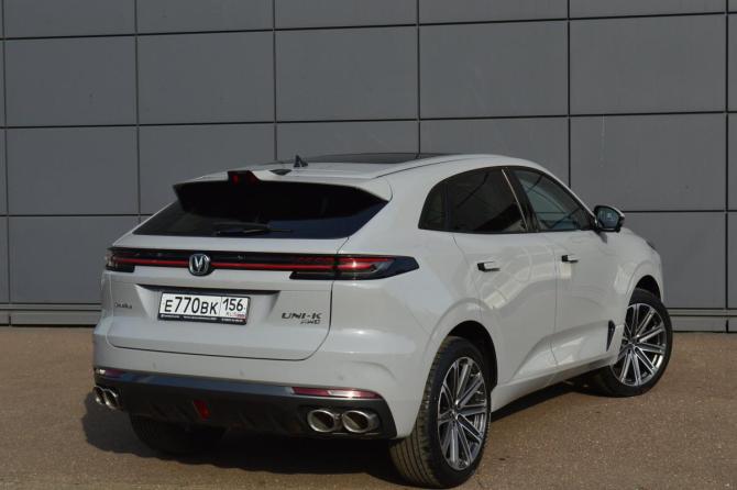 Changan UNI-K с пробегом 2023 года, цена 2 999 000 рублей, 4000 км, внедорожник, Автокод Объявления
