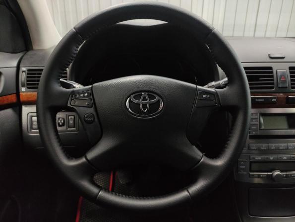Toyota Avensis II Рестайлинг с пробегом 2006 года, цена 678 000 рублей, 189475 км, седан, Автокод Объявления