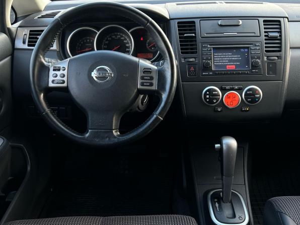 Nissan Tiida I Рестайлинг с пробегом 2011 года, цена 893 000 рублей, 134138 км, хэтчбек, Автокод Объявления