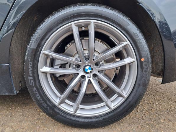BMW 5 серии VII (G30/G31/G38) Рестайлинг с пробегом 2021 года, цена 5 300 000 рублей, 54987 км, седан, Автокод Объявления