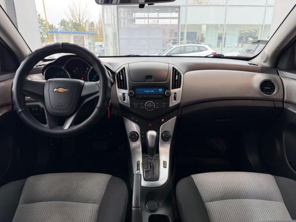 Chevrolet Cruze I Рестайлинг с пробегом 2013 года, цена 805 000 рублей, 208748 км, седан, Автокод Объявления