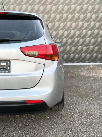 Kia Ceed II с пробегом 2013 года, цена 940 000 рублей, 162500 км, универсал, Автокод Объявления