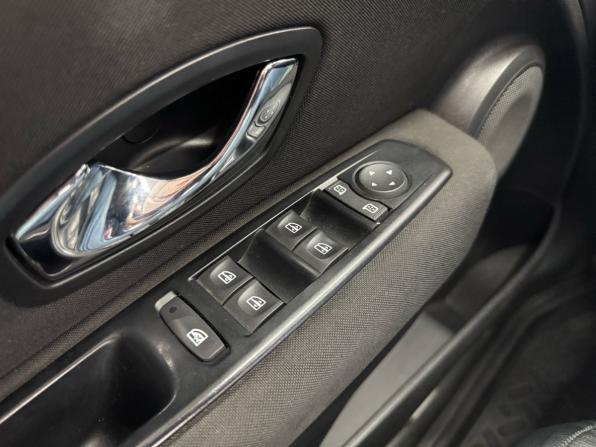 Renault Megane III Рестайлинг с пробегом 2012 года, цена 649 000 рублей, 210113 км, хэтчбек, Автокод Объявления