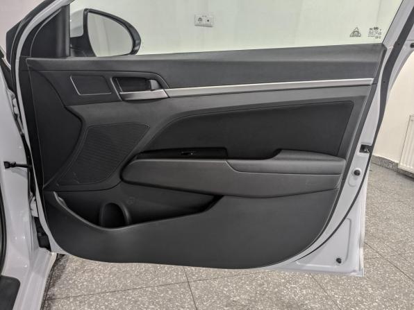 Hyundai Elantra VI (AD) Рестайлинг с пробегом 2020 года, цена 1 840 000 рублей, 98974 км, седан, Автокод Объявления