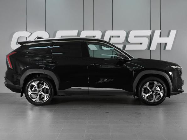 Geely Atlas II с пробегом 2024 года, цена 2 949 000 рублей, 10637 км, внедорожник, Автокод Объявления