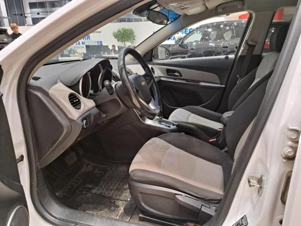 Chevrolet Cruze I Рестайлинг с пробегом 2013 года, цена 730 000 рублей, 187011 км, хэтчбек, Автокод Объявления