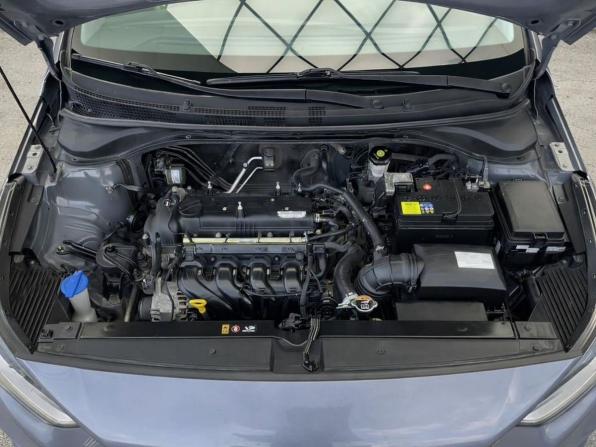 Hyundai Solaris II с пробегом 2017 года, цена 1 097 000 рублей, 159237 км, седан, Автокод Объявления