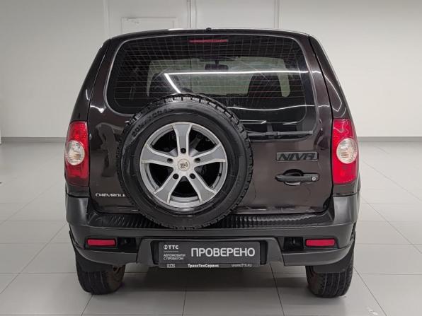 Chevrolet Niva I Рестайлинг с пробегом 2011 года, цена 438 000 рублей, 231219 км, внедорожник, Автокод Объявления