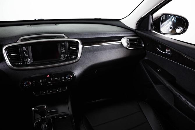 Kia Sorento II Рестайлинг с пробегом 2017 года, цена 2 099 000 рублей, 201013 км, внедорожник, Автокод Объявления