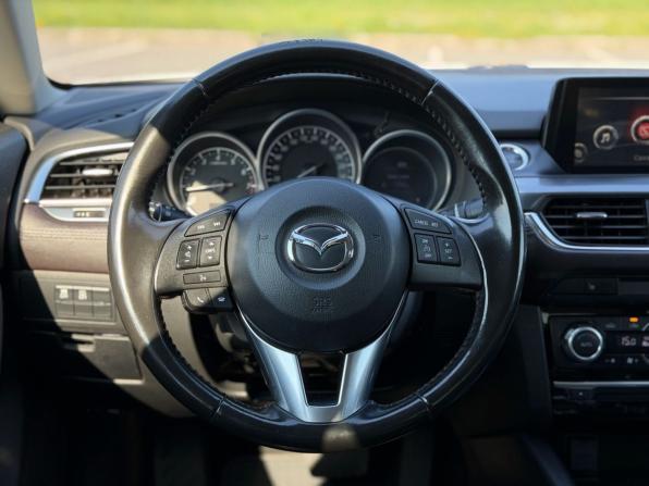 Mazda 6 III (GJ) Рестайлинг с пробегом 2015 года, цена 1 550 000 рублей, 188500 км, седан, Автокод Объявления