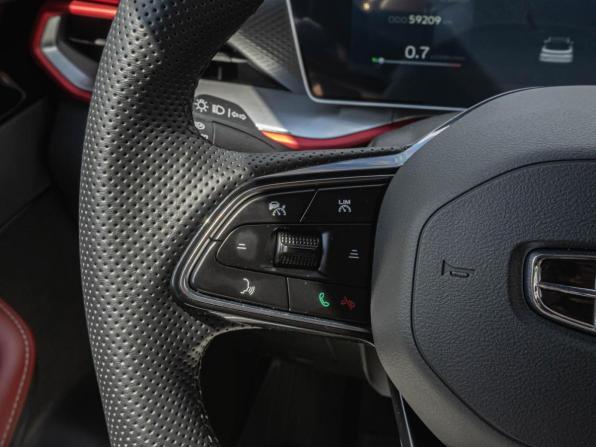 Geely Coolray I Рестайлинг с пробегом 2023 года, цена 2 139 030 рублей, 59209 км, внедорожник, Автокод Объявления