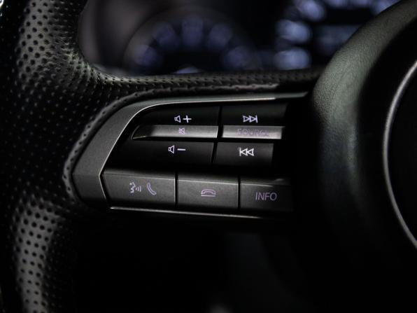 Mazda 3 IV (BP) с пробегом 2021 года, цена 1 658 500 рублей, 86837 км, хэтчбек, Автокод Объявления