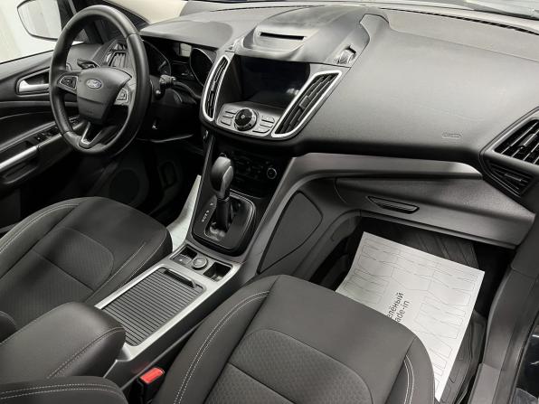 Ford Kuga II Рестайлинг с пробегом 2017 года, цена 1 520 000 рублей, 162575 км, внедорожник, Автокод Объявления