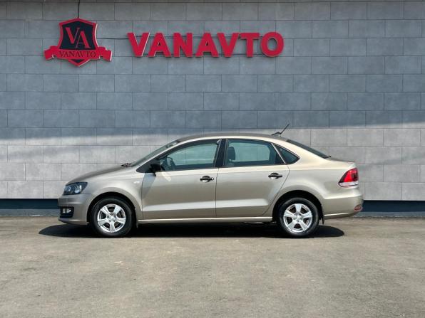 Volkswagen Polo V Рестайлинг с пробегом 2019 года, цена 1 275 000 рублей, 89135 км, седан, Автокод Объявления