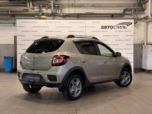 Renault Sandero II Рестайлинг с пробегом 2020 года, цена 1 199 000 рублей, 78539 км, хэтчбек, Автокод Объявления