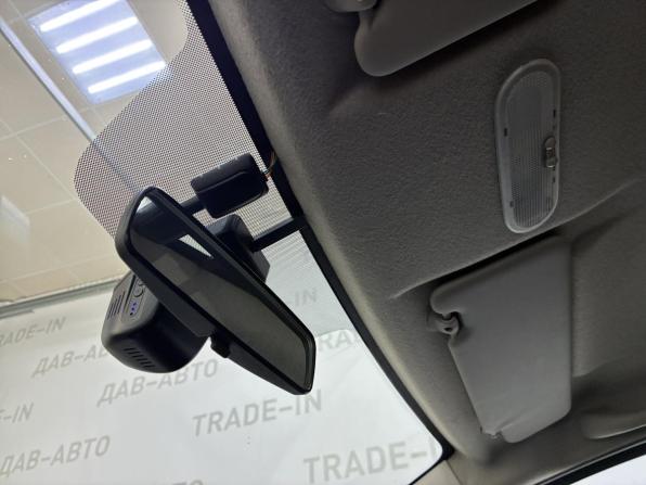 Renault Logan II с пробегом 2015 года, цена 625 000 рублей, 93000 км, седан, Автокод Объявления