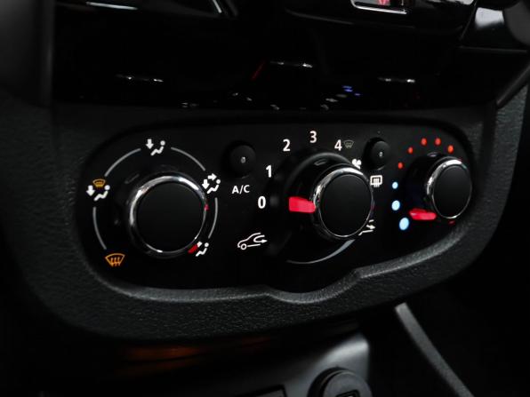 Lada (ВАЗ) Largus I Рестайлинг с пробегом 2026 года, цена 1 749 000 рублей, 221 км, универсал, Автокод Объявления