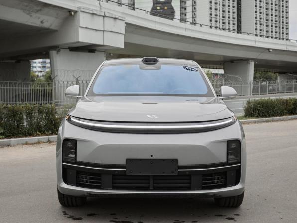 Новый Li Auto (Lixiang) L7 I Рестайлинг 2025 года, цена 10 690 000 рублей, внедорожник, Автокод Объявления