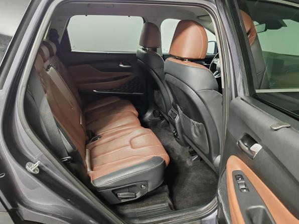 Hyundai Santa Fe IV Рестайлинг с пробегом 2021 года, цена 3 649 000 рублей, 99739 км, внедорожник, Автокод Объявления