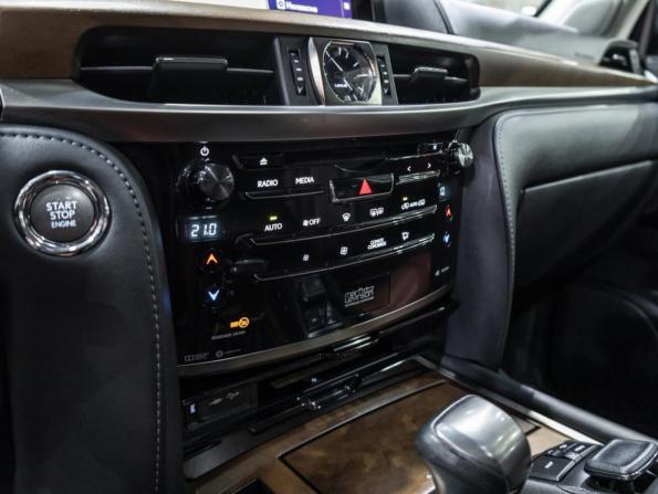 Lexus LX III Рестайлинг 2 с пробегом 2016 года, цена 7 499 700 рублей, 92716 км, внедорожник, Автокод Объявления