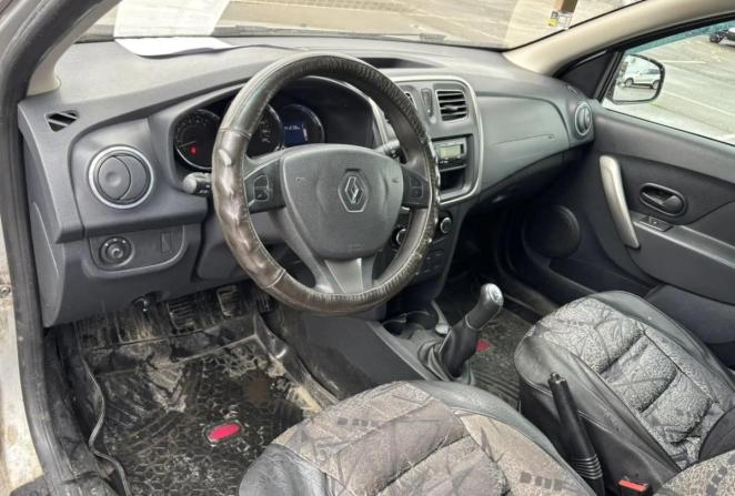 Renault Sandero II с пробегом 2017 года, цена 575 000 рублей, 141236 км, хэтчбек, Автокод Объявления