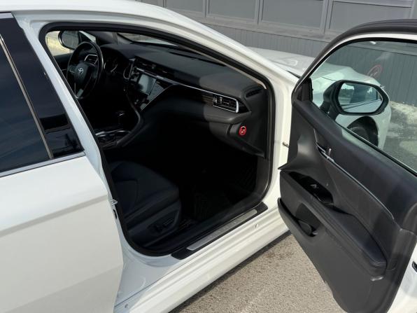 Toyota Camry VIII (XV70) с пробегом 2018 года, цена 2 380 000 рублей, 122792 км, седан, Автокод Объявления