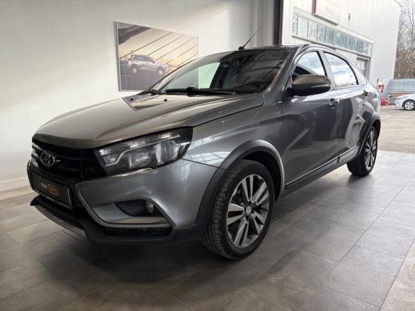 Lada (ВАЗ) Vesta I с пробегом 2018 года, цена 854 000 рублей, 206855 км, седан, Автокод Объявления