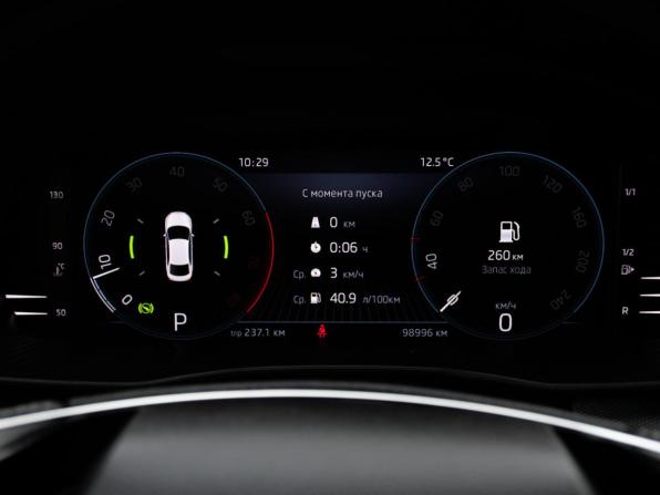 Skoda Rapid II с пробегом 2022 года, цена 1 727 000 рублей, 98994 км, лифтбек, Автокод Объявления