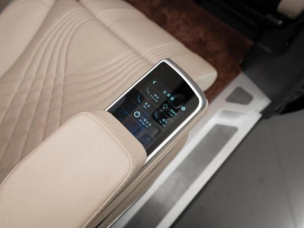 Mercedes-Benz Vito III (W447) с пробегом 2023 года, цена 6 900 000 рублей, 35544 км, минивэн, Автокод Объявления