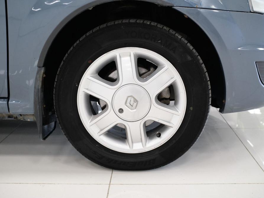 Renault Logan I Рестайлинг Самара  - изображение 23