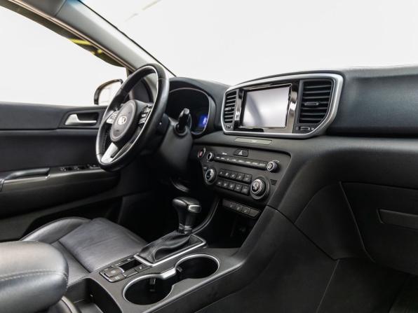 Kia Sportage IV Рестайлинг с пробегом 2019 года, цена 2 098 000 рублей, 77064 км, внедорожник, Автокод Объявления