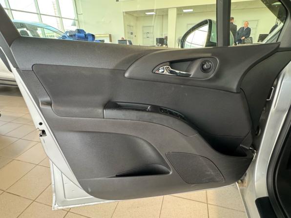 Opel Meriva B с пробегом 2012 года, цена 655 000 рублей, 98000 км, компактвэн, Автокод Объявления