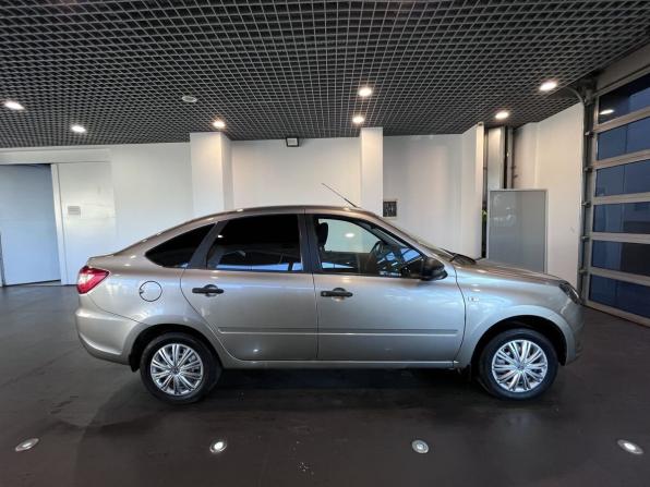 Lada (ВАЗ) Granta I Рестайлинг с пробегом 2020 года, цена 730 000 рублей, 66411 км, лифтбек, Автокод Объявления