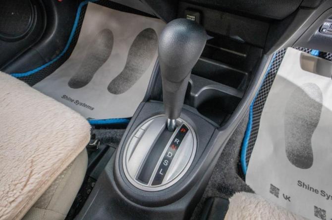 Honda Fit II с пробегом 2012 года, цена 899 000 рублей, 124000 км, хэтчбек, Автокод Объявления