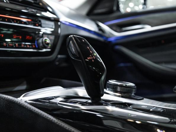BMW 5 серии VII (G30/G31/G38) с пробегом 2018 года, цена 2 940 300 рублей, 174023 км, седан, Автокод Объявления