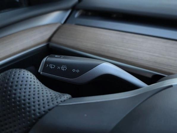 Tesla Model Y I с пробегом 2022 года, цена 4 450 000 рублей, 64929 км, внедорожник, Автокод Объявления