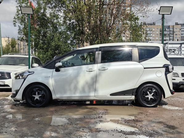 Toyota Sienta II с пробегом 2017 года, цена 1 419 000 рублей, 130000 км, компактвэн, Автокод Объявления