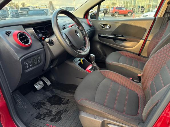 Renault Kaptur I с пробегом 2018 года, цена 1 299 000 рублей, 109969 км, внедорожник, Автокод Объявления