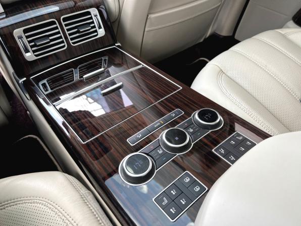 Land Rover Range Rover IV с пробегом 2015 года, цена 4 240 000 рублей, 147796 км, внедорожник, Автокод Объявления