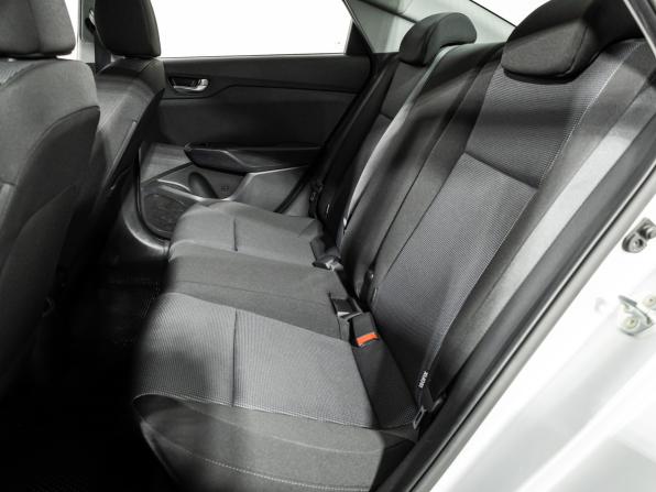 Hyundai Solaris II Рестайлинг с пробегом 2021 года, цена 1 649 700 рублей, 75077 км, седан, Автокод Объявления