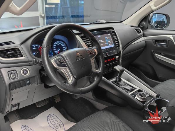 Mitsubishi Pajero Sport III Рестайлинг с пробегом 2022 года, цена 4 298 000 рублей, 67000 км, внедорожник, Автокод Объявления