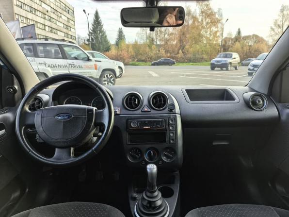 Ford Fiesta Mk5 с пробегом 2005 года, цена 419 000 рублей, 106609 км, хэтчбек, Автокод Объявления